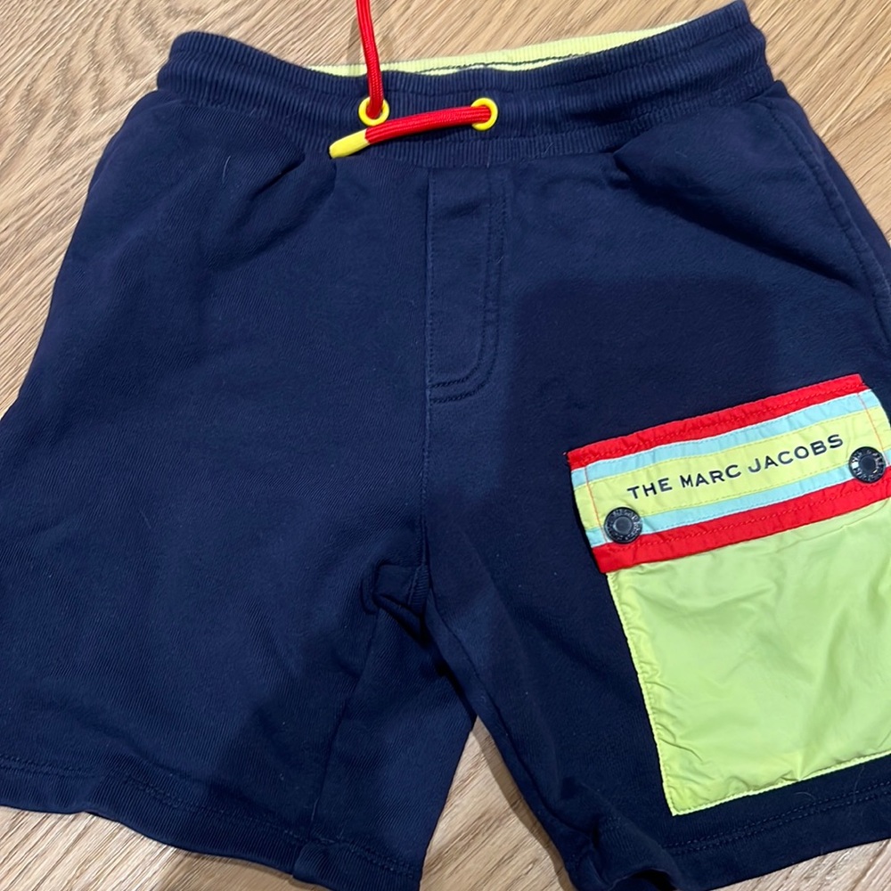 Marc jacobs short for kids